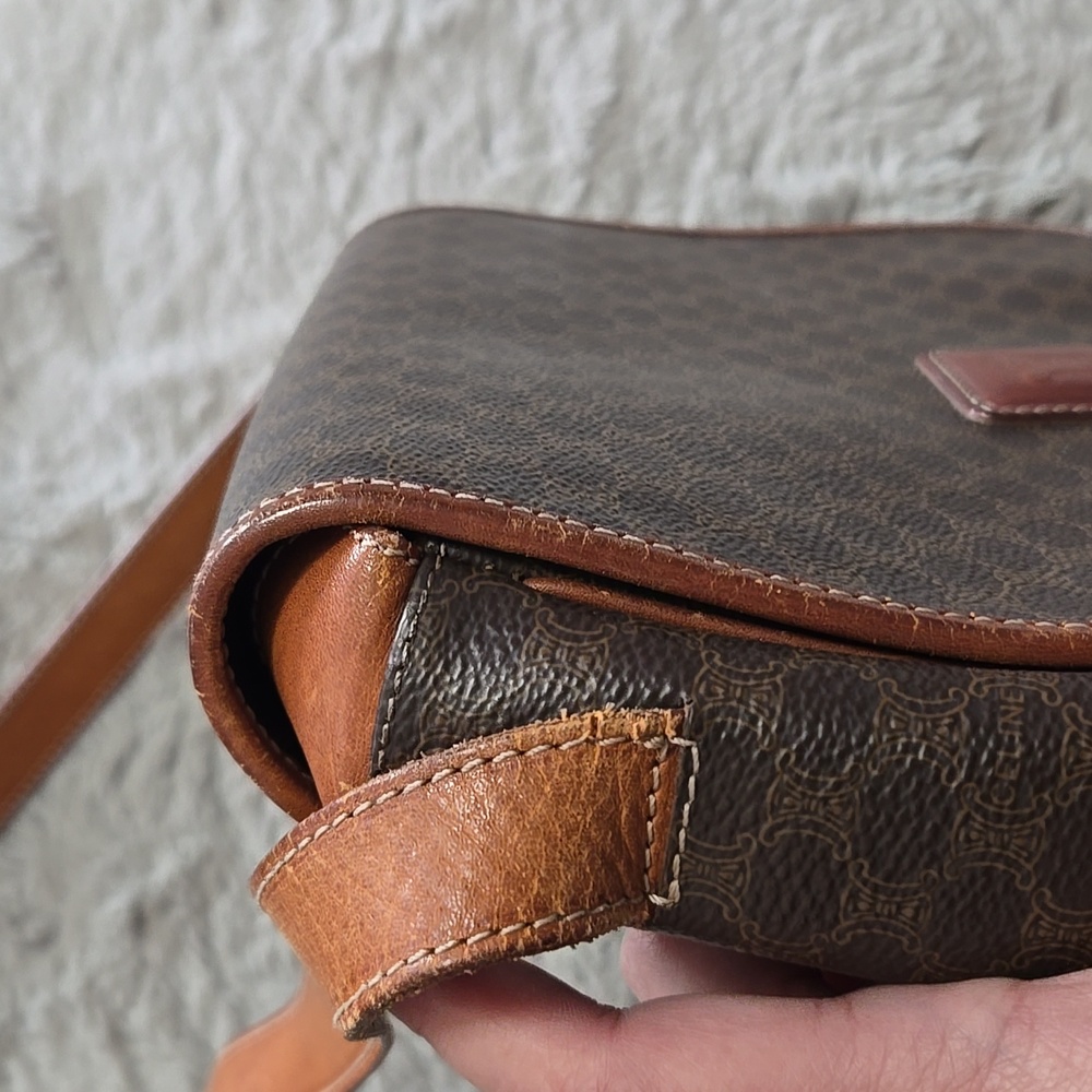 Celine Vintage brown leather macadam crossbody bag - Picture 7 of 15